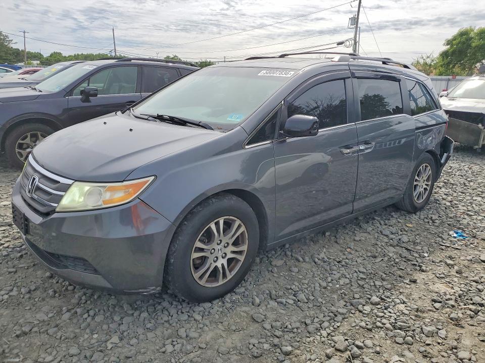 58007836 :رقم المزاد ، 5FNRL5H68DB003661 vin ، 2013 Honda Odyssey مزاد بيع