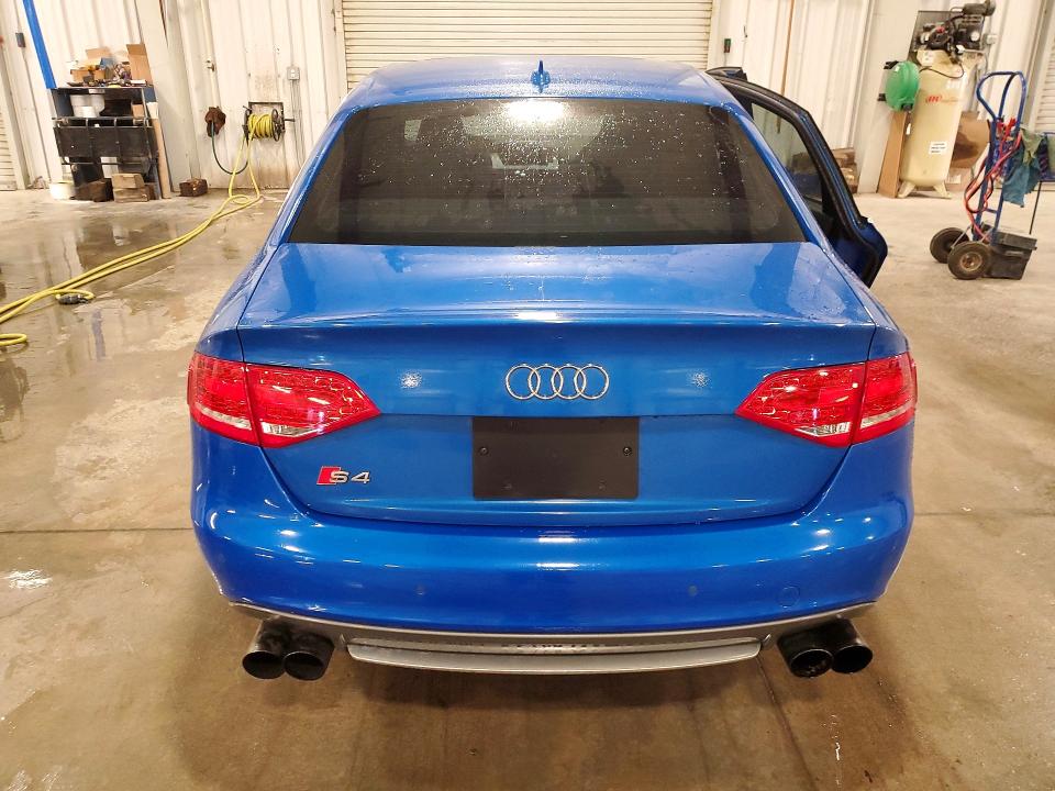 58033666 :رقم المزاد ، WAUDGAFL7BA152369 vin ، 2011 Audi S4 مزاد بيع