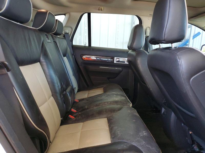 57870606 :رقم المزاد ، 2LMDU88C88BJ03518 vin ، 2008 Lincoln Mkx مزاد بيع