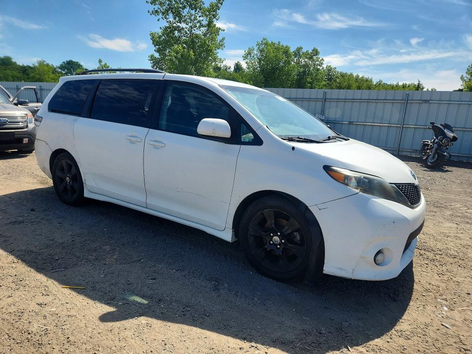 57837336 :رقم المزاد ، 5TDXK3DC8BS147052 vin ، 2011 Toyota Sienna مزاد بيع