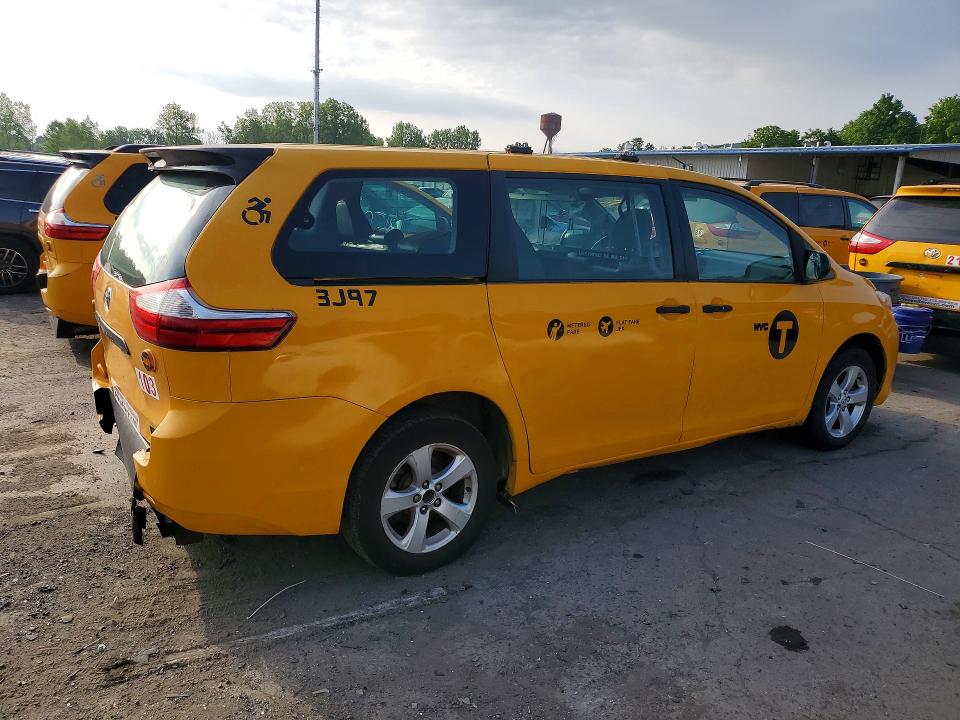 2016 Toyota Sienna მანქანა იყიდება აუქციონზე, vin: 5TDZK3DC2GS718146, აუქციონის ნომერი: 57137126
