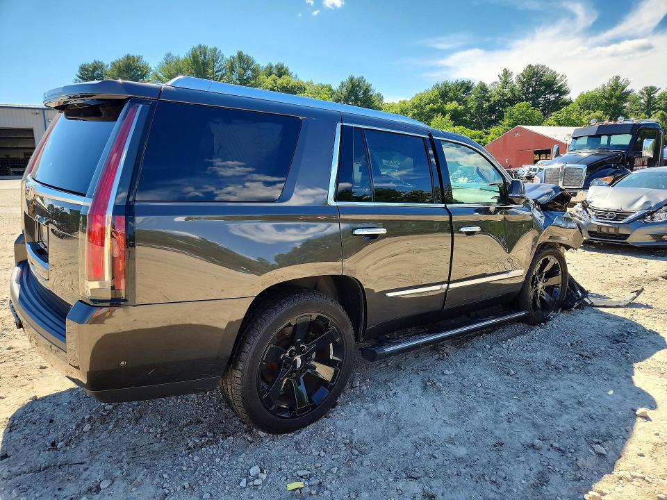2020 Cadillac Escalade მანქანა იყიდება აუქციონზე, vin: 1GYS4DKJ4LR102602, აუქციონის ნომერი: 58435626