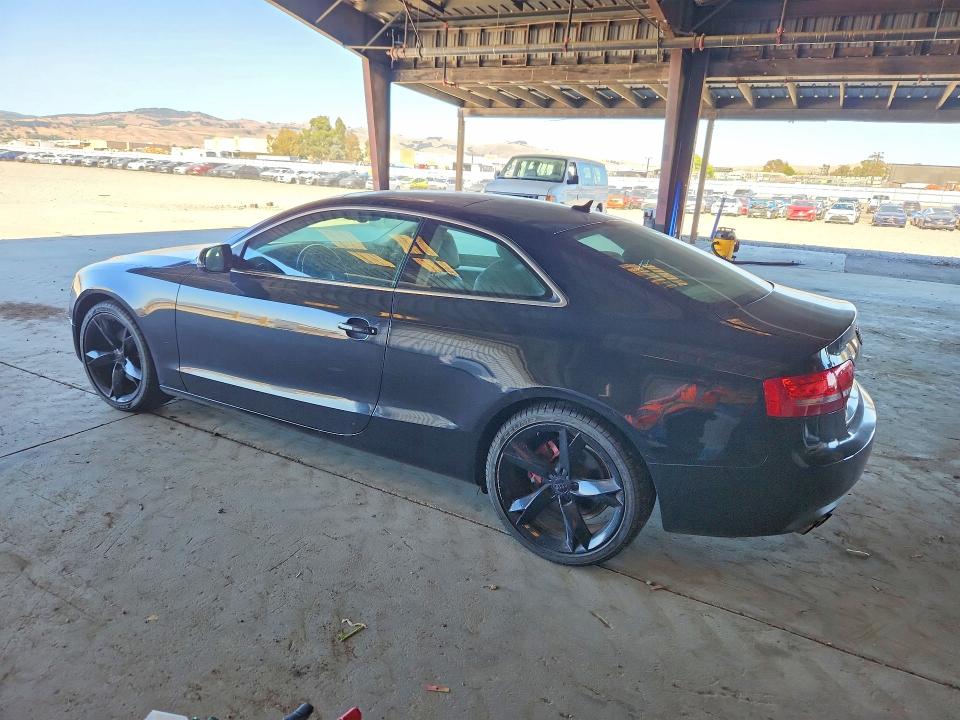 Продажа на аукционе авто 2011 Audi A5, vin: WAULFAFR9BA064734, номер лота: 56983486
