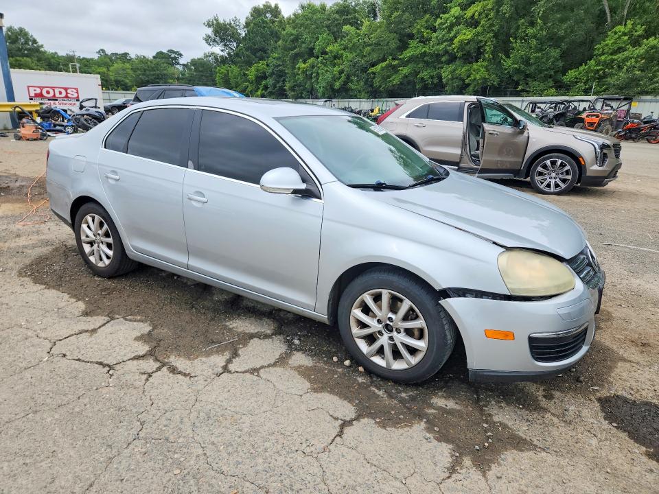 2010 Volkswagen Jetta მანქანა იყიდება აუქციონზე, vin: 3VWRZ7AJ5AM016669, აუქციონის ნომერი: 58130326