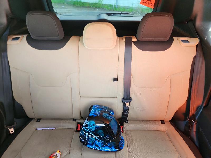 58731056 :رقم المزاد ، ZACCJABT1FPC19155 vin ، 2015 Jeep Renegade مزاد بيع