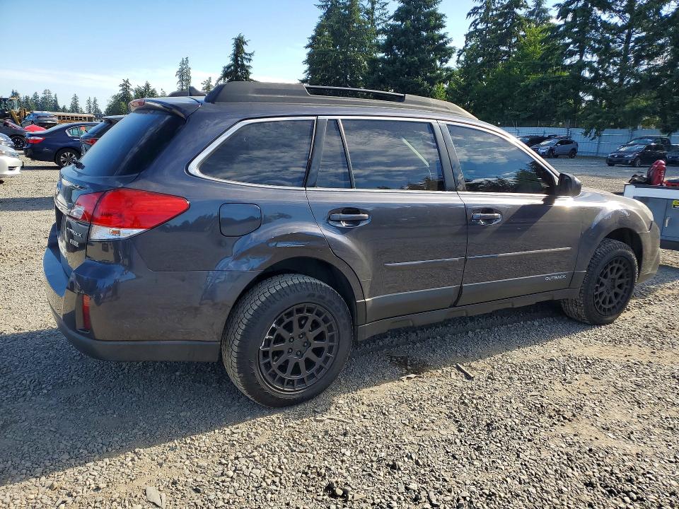 2013 Subaru Outback მანქანა იყიდება აუქციონზე, vin: 4S4BRBLC7D3303762, აუქციონის ნომერი: 58009016