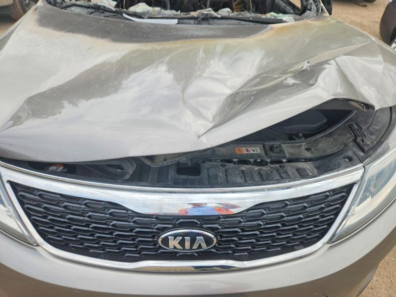 58740096 :رقم المزاد ، 5XYKTCA6XFG629255 vin ، 2015 Kia Sorento مزاد بيع
