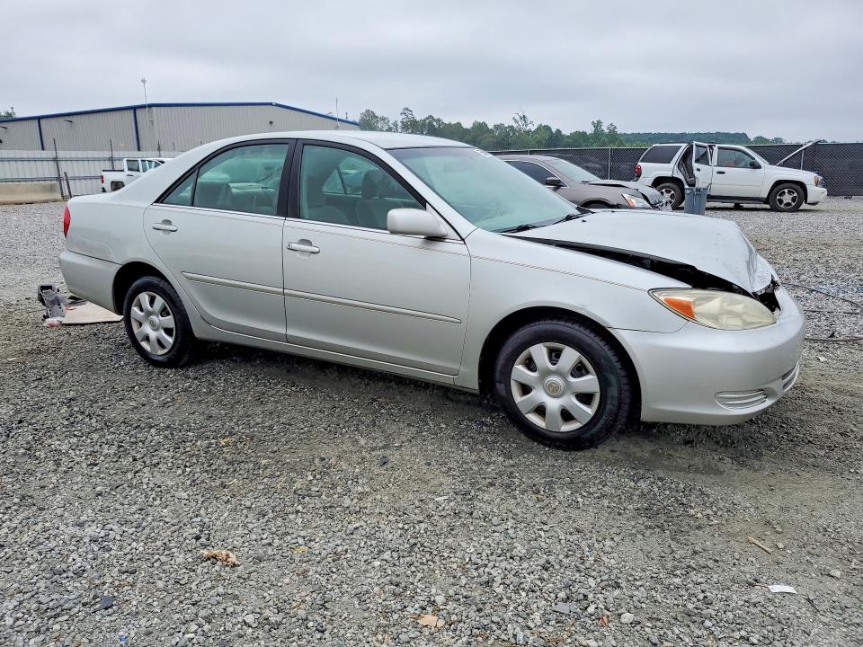 56506626 :رقم المزاد ، 4T1BE30K82U063349 vin ، 2002 Toyota Camry مزاد بيع