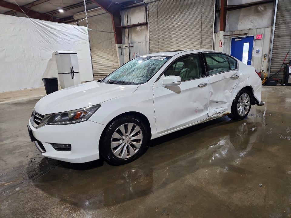 2015 Honda Accord მანქანა იყიდება აუქციონზე, vin: 1HGCR3F84FA006857, აუქციონის ნომერი: 58748926