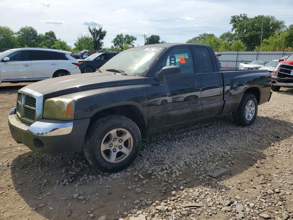 56321016 :رقم المزاد ، 1D7HE42K85S176807 vin ، 2005 Dodge Dakota مزاد بيع