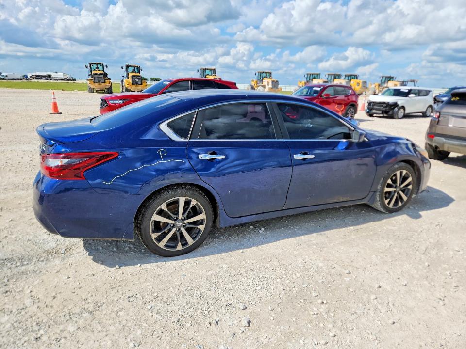 Продаж на аукціоні авто 2017 Nissan Altima, vin: 1N4AL3AP6HC120930, номер лоту: 56147186
