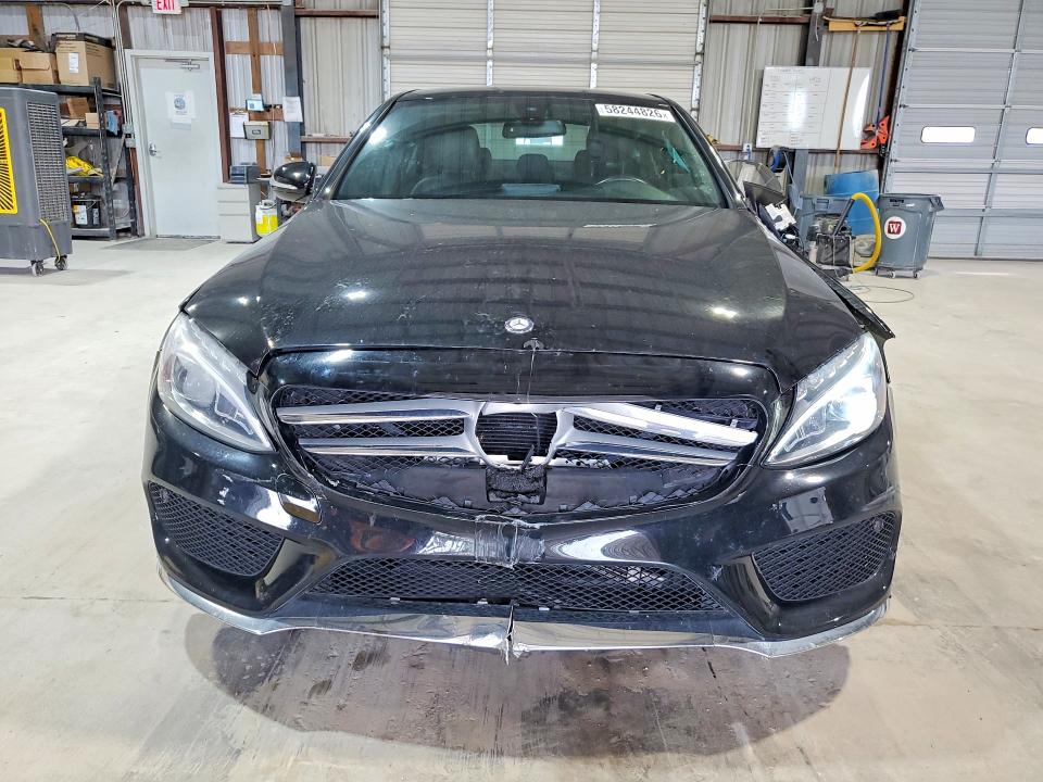 58244826 :رقم المزاد ، 55SWF4KBXFU092418 vin ، 2015 Mercedes-benz C مزاد بيع