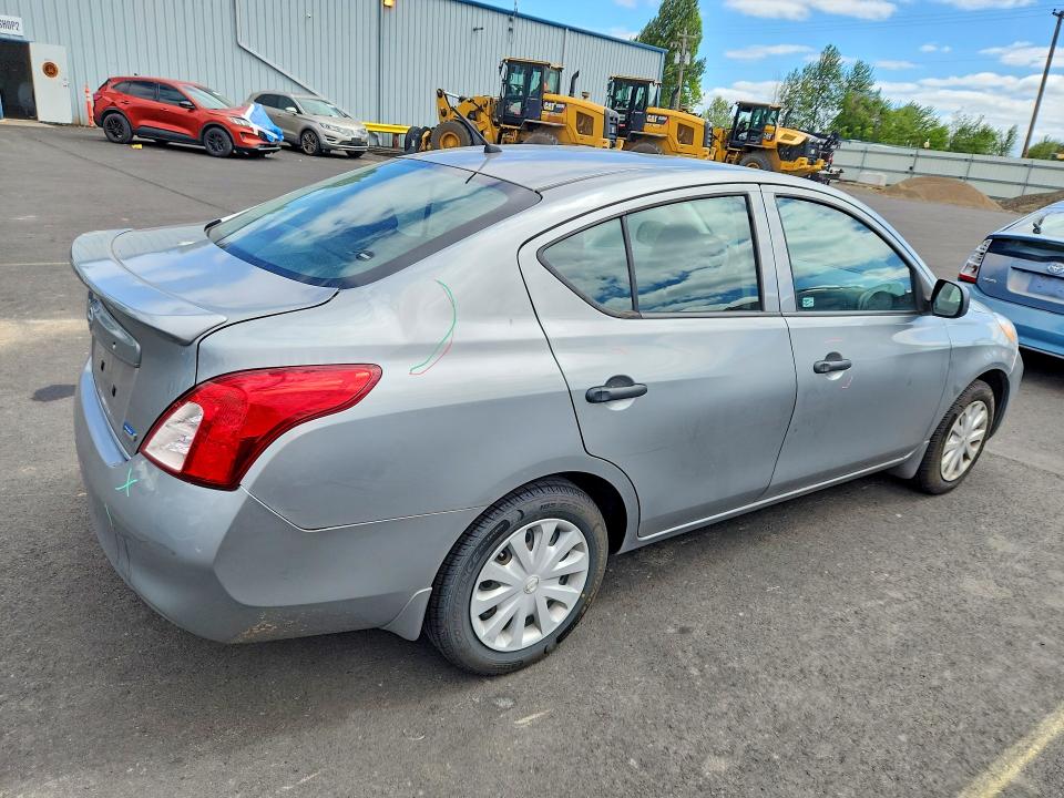 57434496 :رقم المزاد ، 3N1CN7AP5CL884479 vin ، 2012 Nissan Versa مزاد بيع