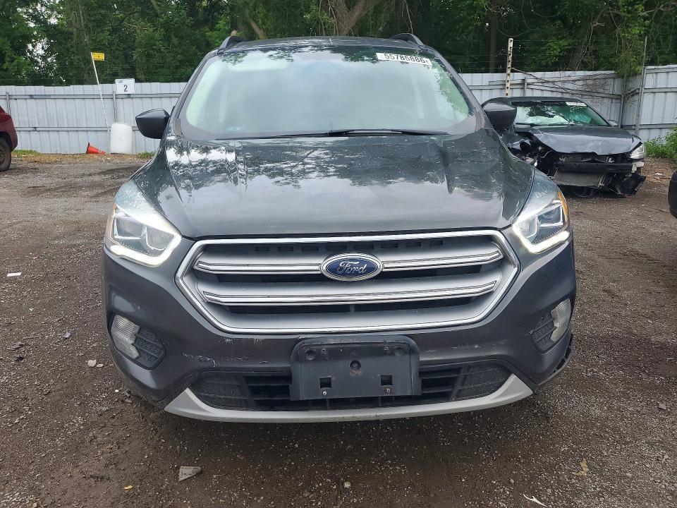 2017 Ford Escape მანქანა იყიდება აუქციონზე, vin: 1FMCU0GD2HUD88679, აუქციონის ნომერი: 55785886