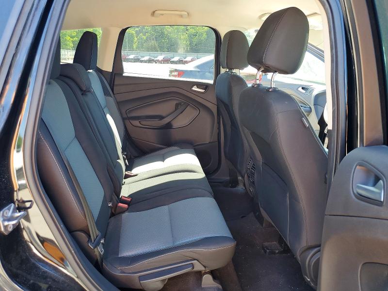 56321546 :رقم المزاد ، 1FMCU9GD7HUC17219 vin ، 2017 Ford Escape مزاد بيع