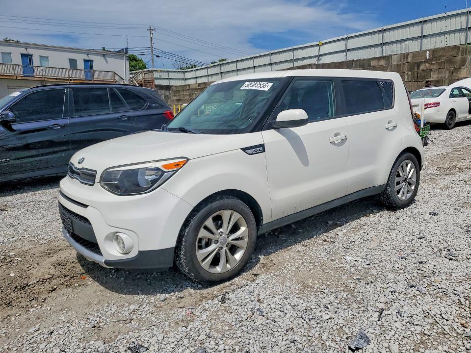 58083556 :رقم المزاد ، KNDJP3A50J7568768 vin ، 2018 Kia Soul مزاد بيع