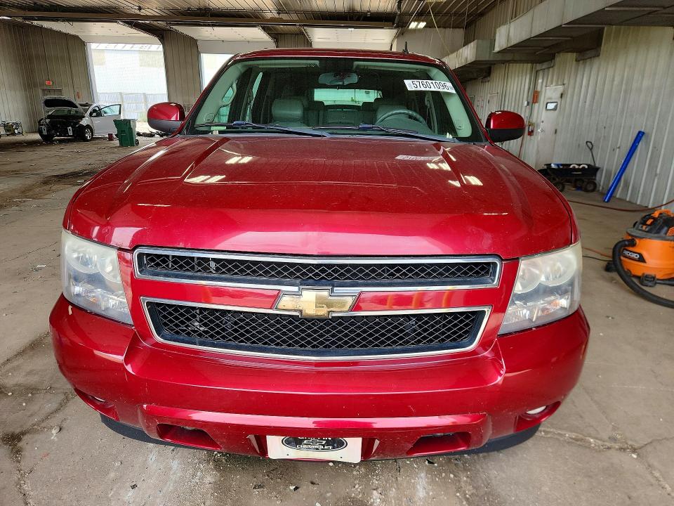 Продажа на аукционе авто 2010 Chevrolet Suburban, vin: 1GNUKJE36AR258158, номер лота: 57601096