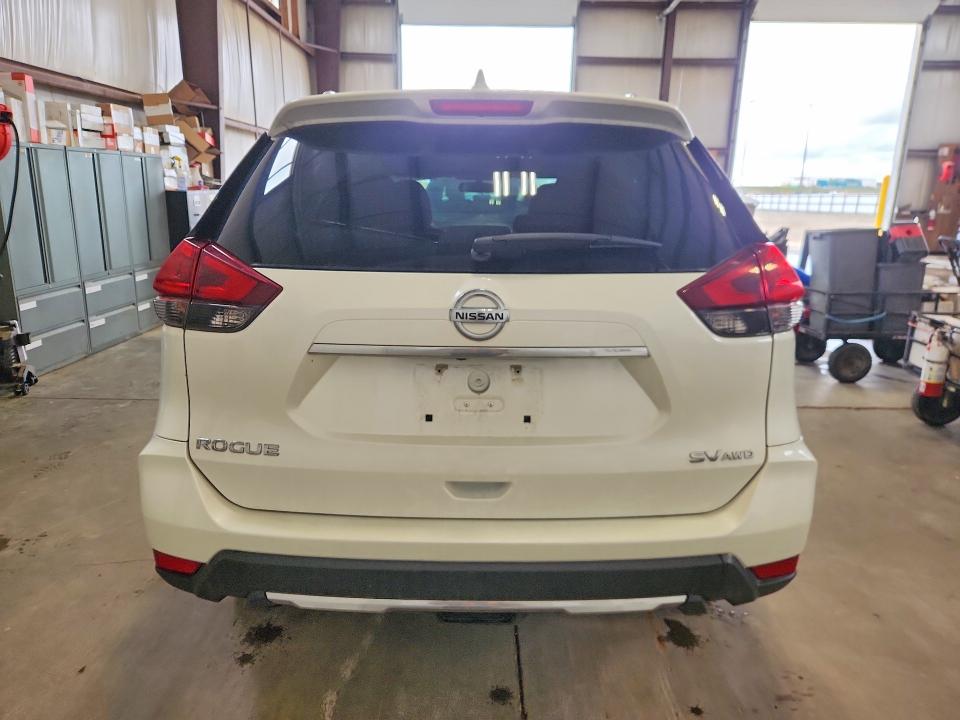 2018 Nissan Rogue მანქანა იყიდება აუქციონზე, vin: 5N1AT2MV6JC809348, აუქციონის ნომერი: 58449456