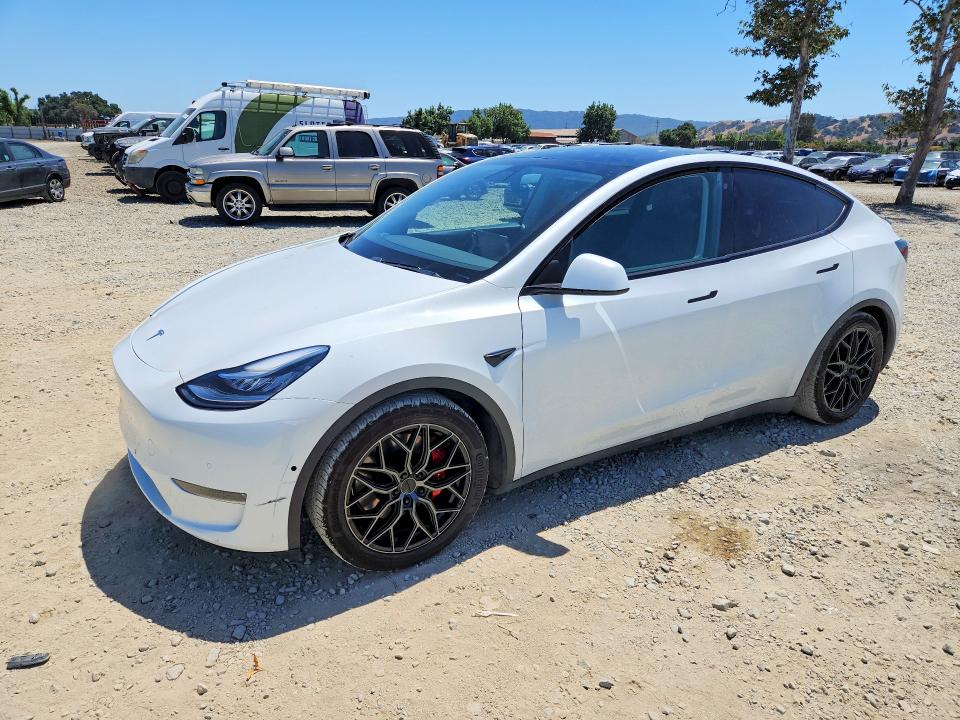 Продажа на аукционе авто 2020 Tesla Model Y, vin: 5YJYGDEF7LF003387, номер лота: 57545086