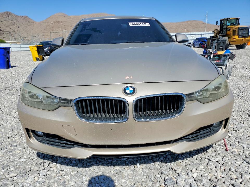 56361436 :رقم المزاد ، WBA3C1C57DF444994 vin ، 2013 Bmw 328 مزاد بيع