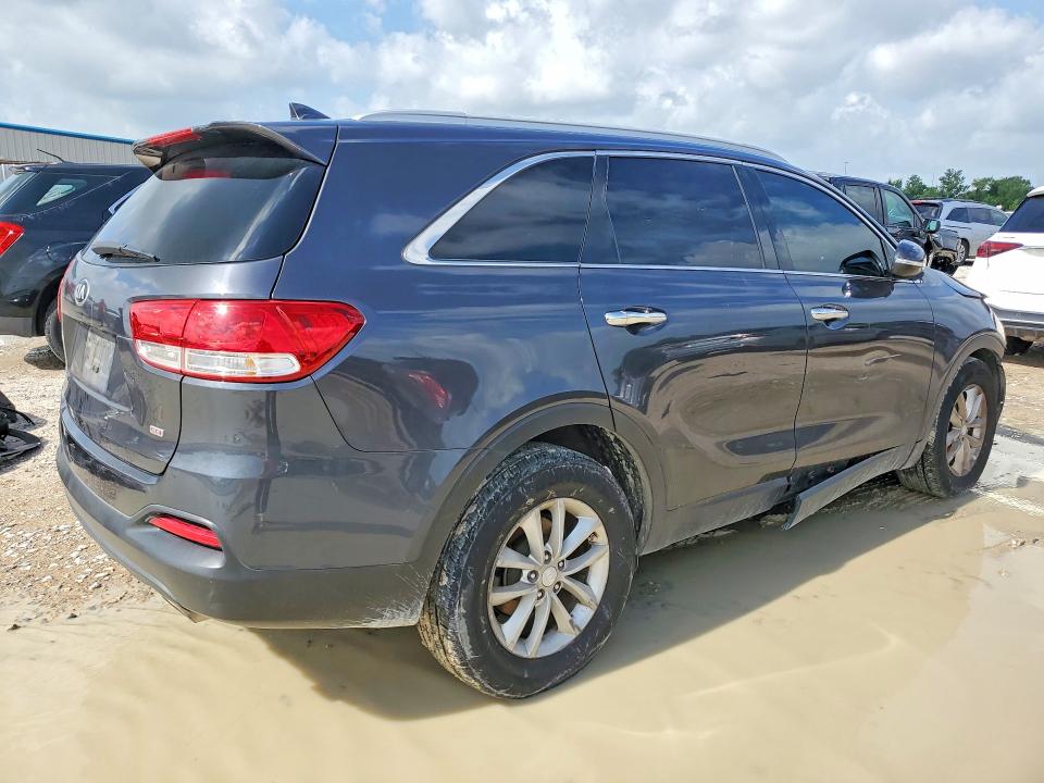 58233256 :رقم المزاد ، 5XYPG4A31JG382478 vin ، 2018 Kia Sorento مزاد بيع