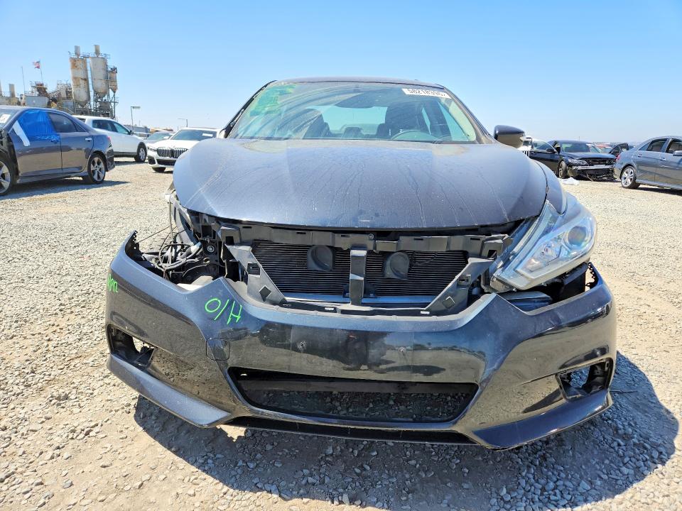2017 Nissan Altima მანქანა იყიდება აუქციონზე, vin: 1N4AL3AP7HC187567, აუქციონის ნომერი: 58218396