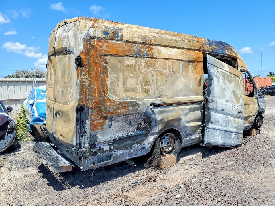 2020 Ford Transit მანქანა იყიდება აუქციონზე, vin: 1FTBR3X8XLKA55771, აუქციონის ნომერი: 59010086