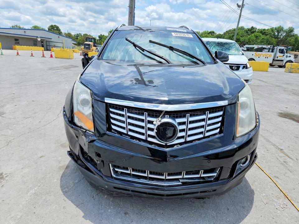 58323616 :رقم المزاد ، 3GYFNCE34FS571888 vin ، 2015 Cadillac Srx مزاد بيع