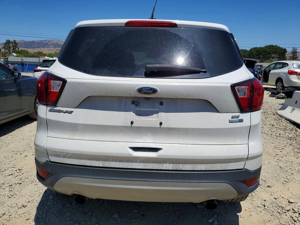 2019 Ford Escape მანქანა იყიდება აუქციონზე, vin: 1FMCU9G91KUB66237, აუქციონის ნომერი: 57335116