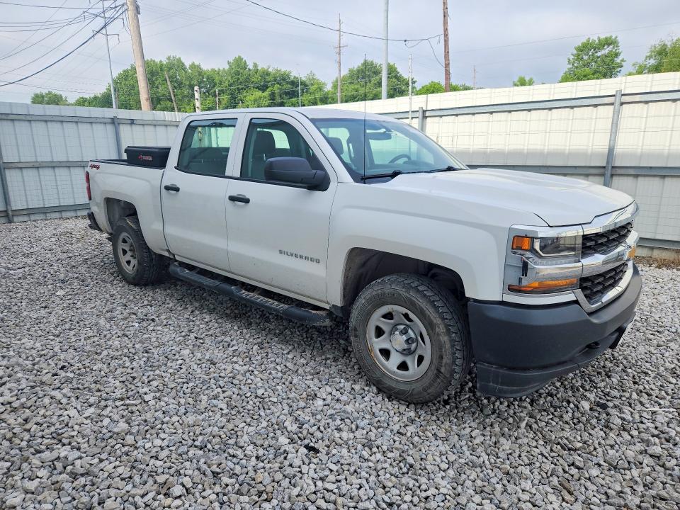 Продаж на аукціоні авто 2018 Chevrolet Silverado, vin: 3GCUKNEC8JG359945, номер лоту: 55555056