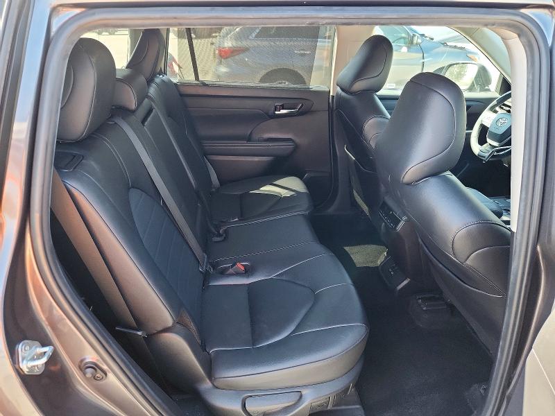 58936936 :رقم المزاد ، 5TDKDRAH1RS533815 vin ، 2024 Toyota Highlander مزاد بيع