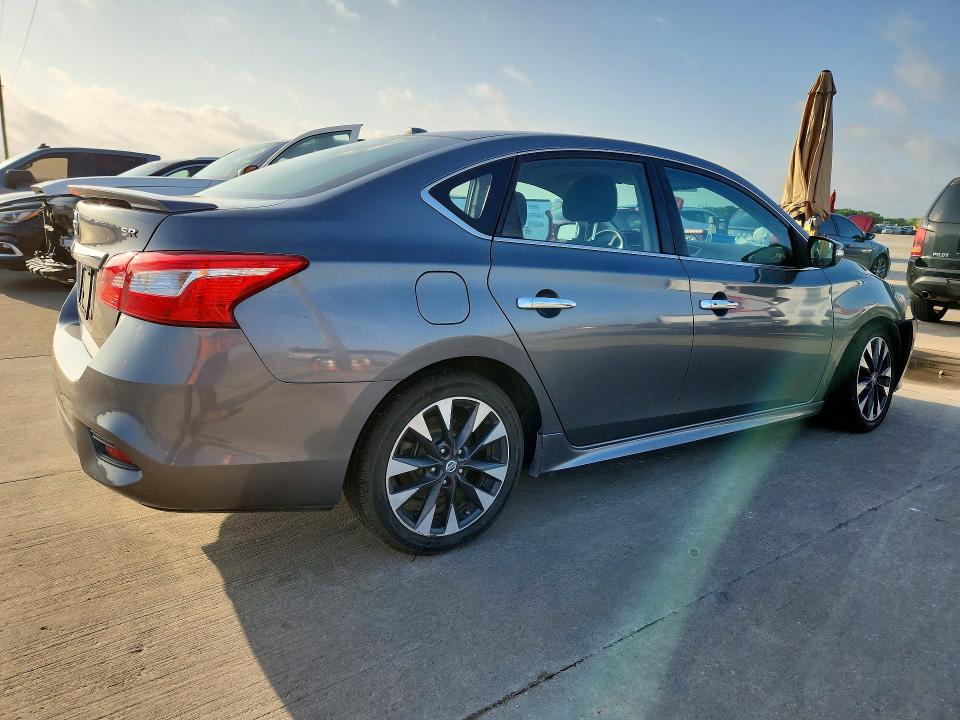 56530256 :رقم المزاد ، 3N1AB7AP8KY304160 vin ، 2019 Nissan Sentra مزاد بيع
