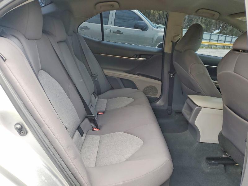 56293356 :رقم المزاد ، 4T1C31AK7NU584189 vin ، 2022 Toyota Camry مزاد بيع