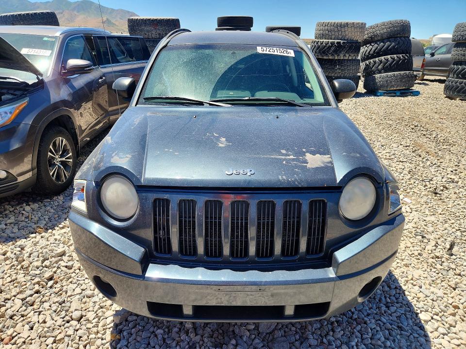2008 Jeep Compass მანქანა იყიდება აუქციონზე, vin: 1J8FF47W38D537078, აუქციონის ნომერი: 57251526