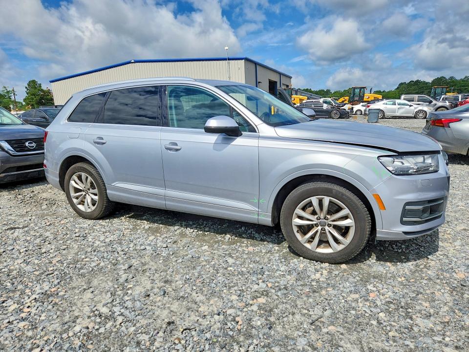 Продажа на аукционе авто 2018 Audi Q7, vin: WA1LABF76JD010675, номер лота: 57009066
