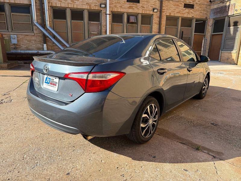 58145386 :رقم المزاد ، 2T1BURHE3FC415667 vin ، 2015 Toyota Corolla مزاد بيع