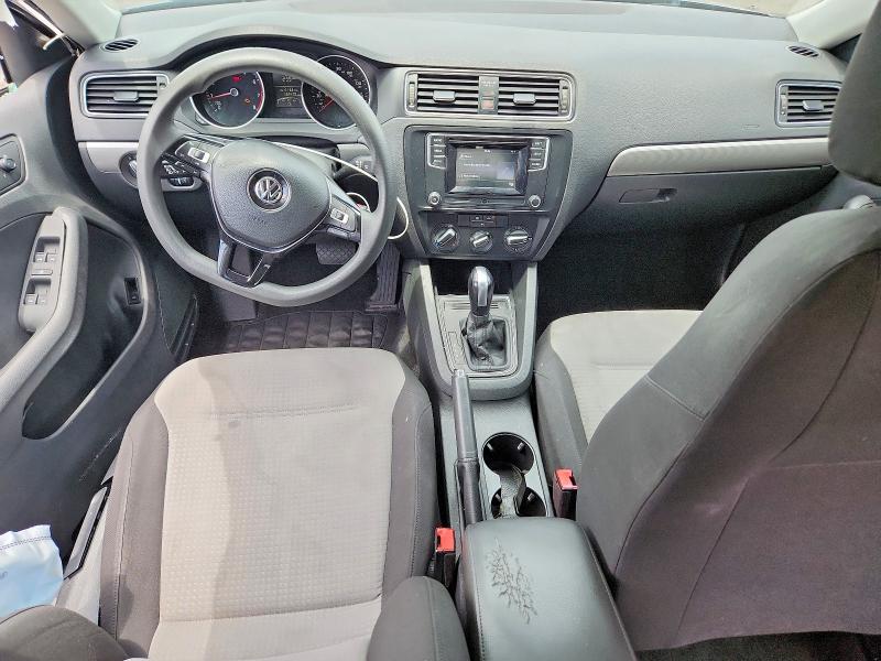 57821446 :رقم المزاد ، 3VW2B7AJXJM247346 vin ، 2018 Volkswagen Jetta مزاد بيع