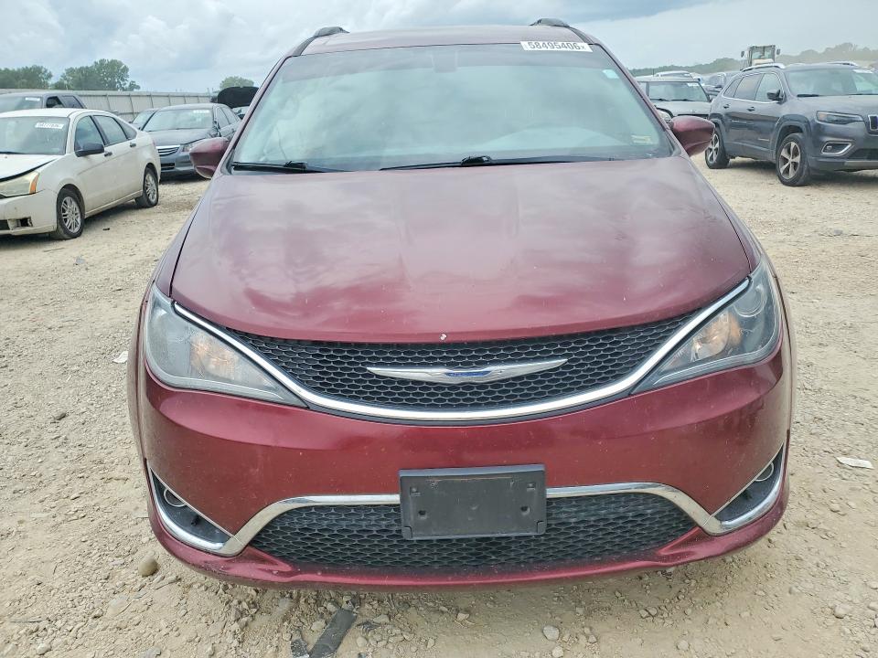 58495406 :رقم المزاد ، 2C4RC1BG9HR627618 vin ، 2017 Chrysler Pacifica مزاد بيع