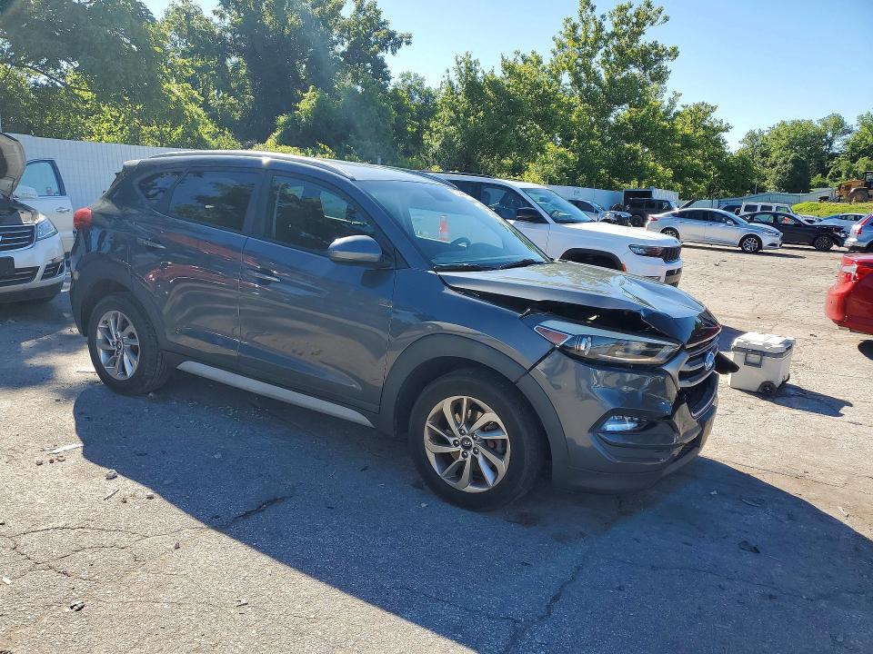 Продажа на аукционе авто 2018 Hyundai Tucson, vin: KM8J3CA43JU648677, номер лота: 57075926