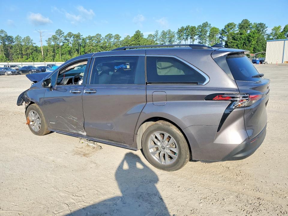 57638016 :رقم المزاد ، 5TDYRKEC9MS054780 vin ، 2021 Toyota Sienna مزاد بيع