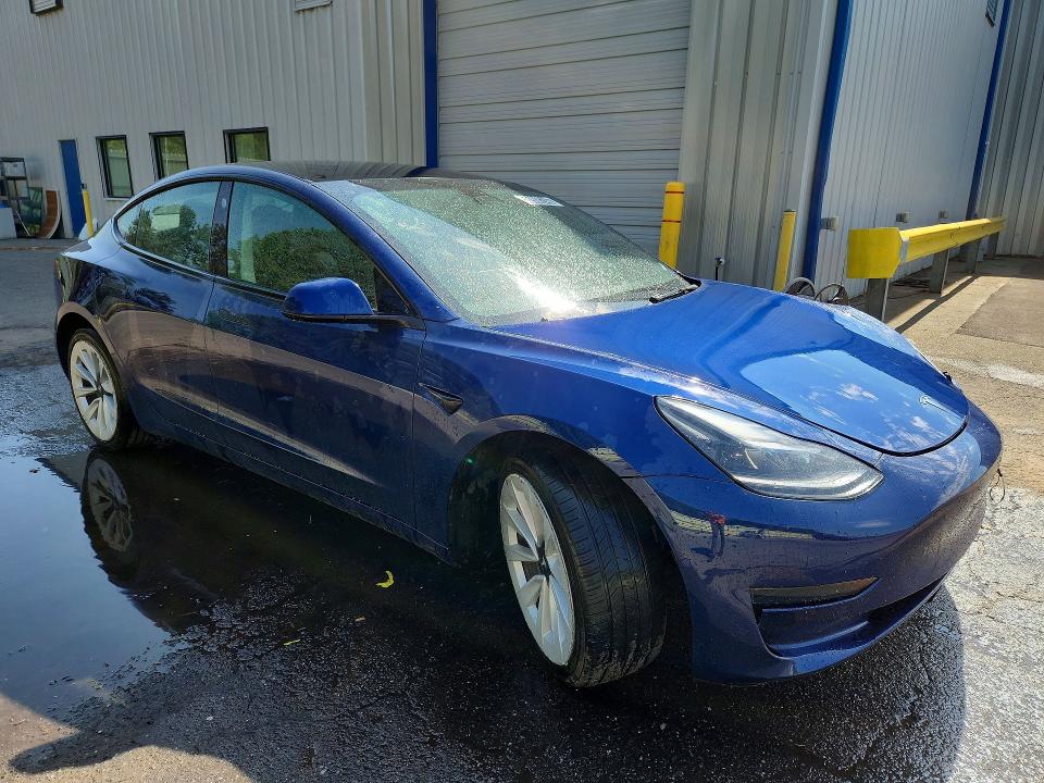 2022 Tesla Model 3 მანქანა იყიდება აუქციონზე, vin: 5YJ3E1EA9NF371320, აუქციონის ნომერი: 55988246