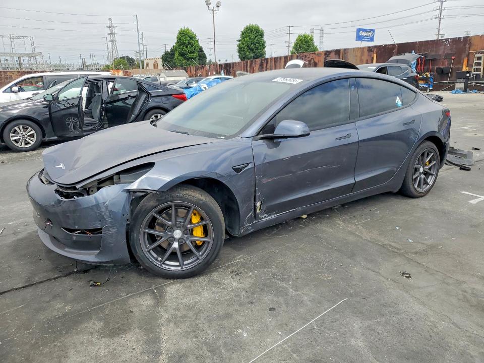 57950456 :رقم المزاد ، 5YJ3E1EB9NF360410 vin ، 2022 Tesla Model 3 مزاد بيع