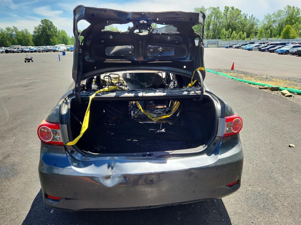 2011 Toyota Corolla მანქანა იყიდება აუქციონზე, vin: 2T1BU4EE1BC568968, აუქციონის ნომერი: 57965536