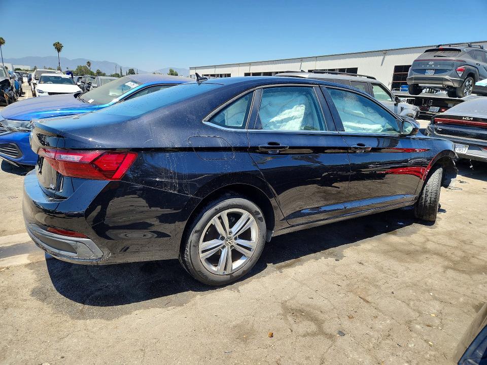 Auction sale of the 2024 Volkswagen Jetta, vin: 3VWEM7BUXRM041715, lot number: 57212456