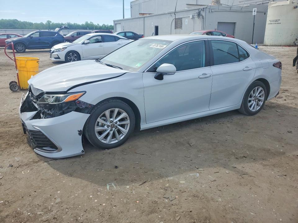55762166 :رقم المزاد ، 4T1R11AK5PU143387 vin ، 2023 Toyota Camry مزاد بيع