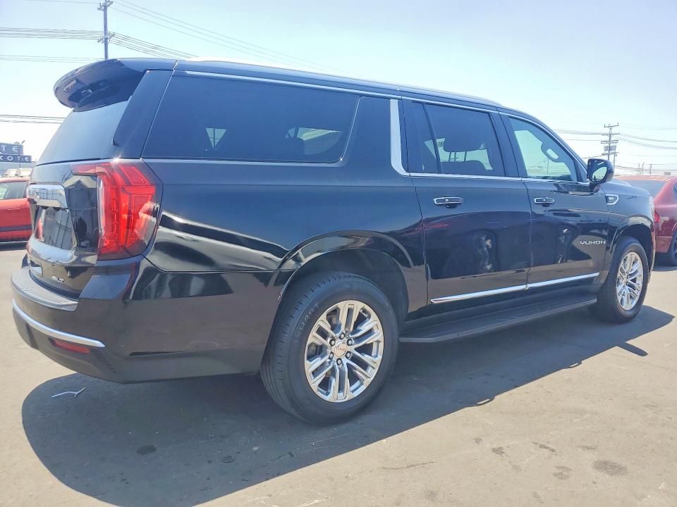 58760696 :رقم المزاد ، 1GKS1GKD3MR366412 vin ، 2021 Gmc Yukon Xl مزاد بيع