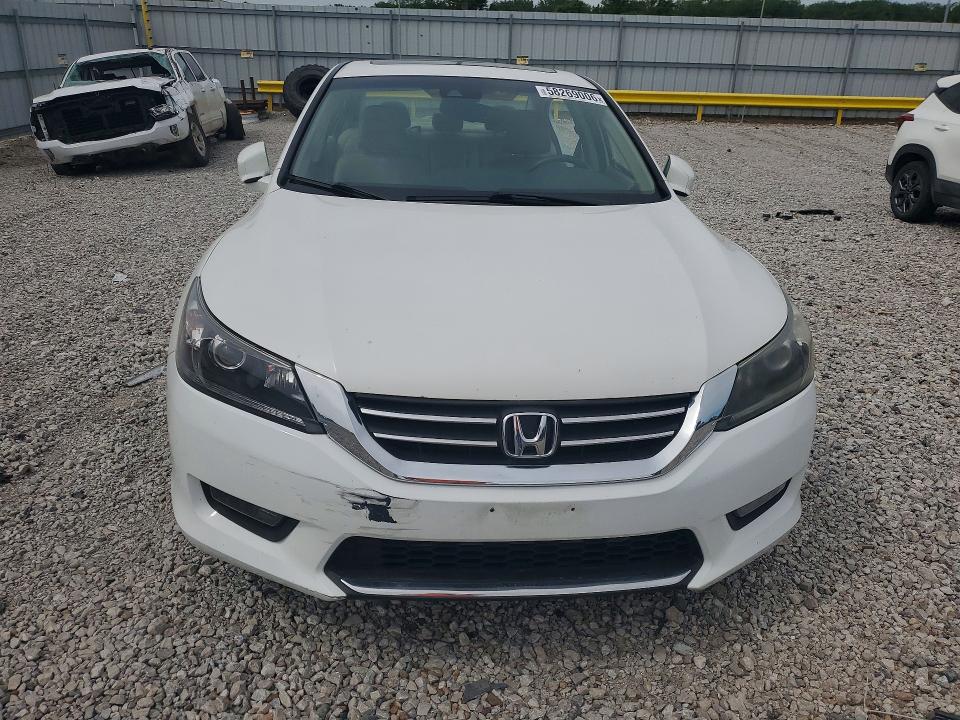 58269006 :رقم المزاد ، 1HGCR2F8XFA225445 vin ، 2015 Honda Accord مزاد بيع