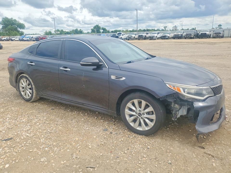 2018 Kia Optima მანქანა იყიდება აუქციონზე, vin: 5XXGT4L39JG242501, აუქციონის ნომერი: 57655456