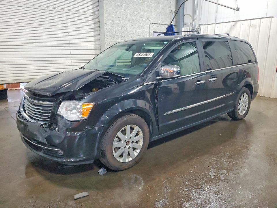 2016 Chrysler Town & Country მანქანა იყიდება აუქციონზე, vin: 2C4RC1GG1GR240701, აუქციონის ნომერი: 58331536