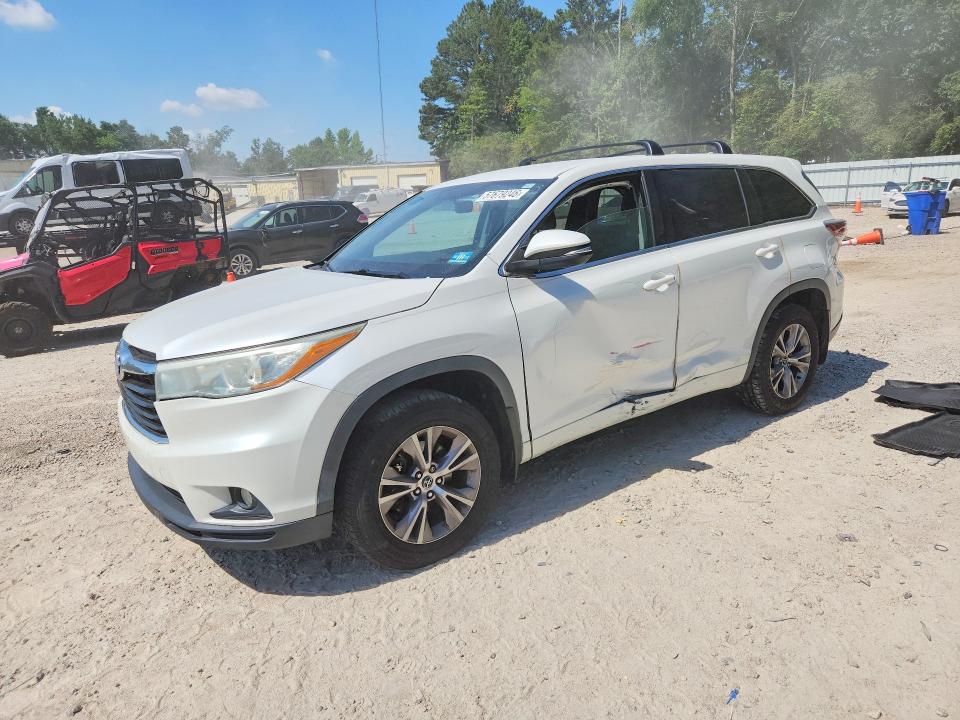 Продажа на аукционе авто 2016 Toyota Highlander, vin: 5TDBKRFH7GS235636, номер лота: 57679246